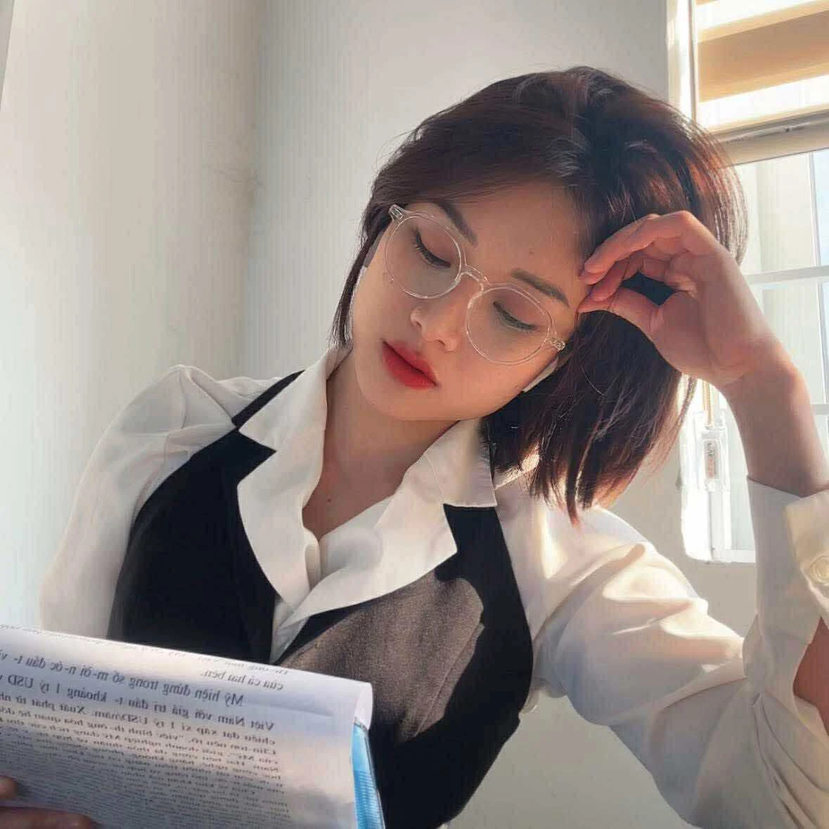 Cô gái MMA đời thường