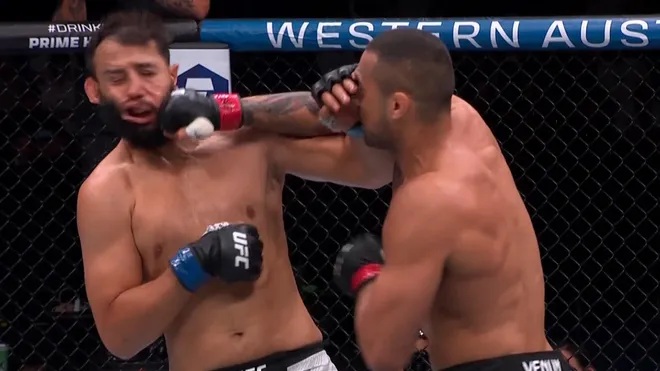 Carlos Ulberg KO Reyes