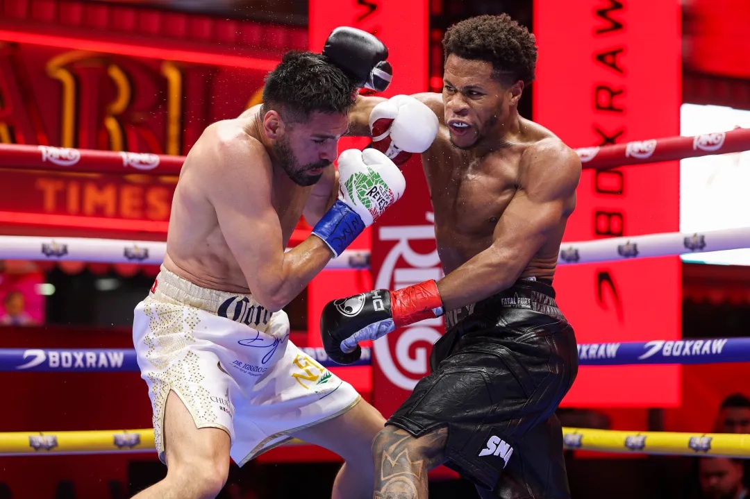 Devin Haney - Một võ sĩ được coi là nhàm chán và được "thiên vị"